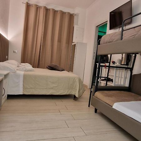 Mr. Charlie Brown Hotell Roma Eksteriør bilde
