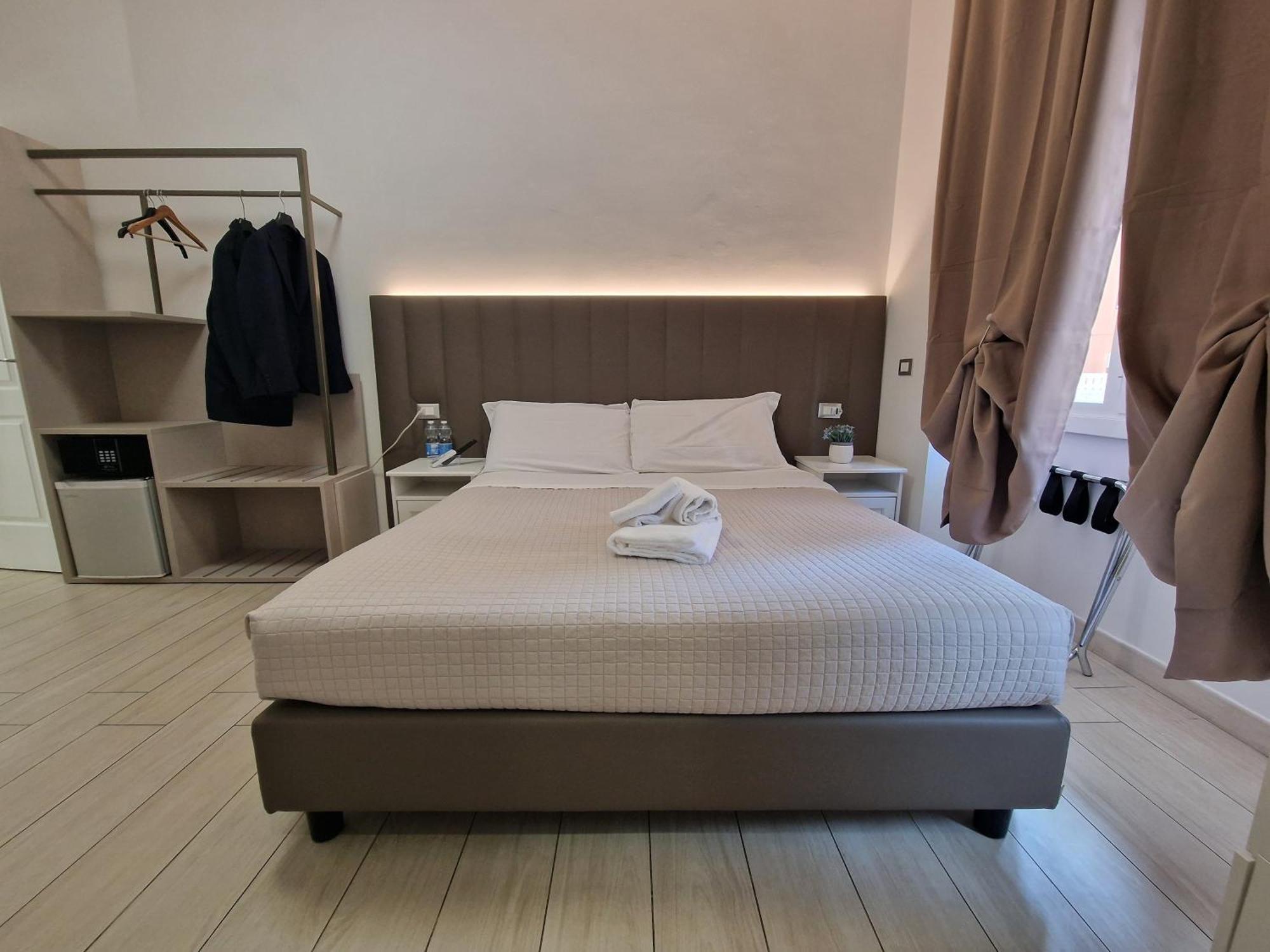 Mr. Charlie Brown Hotell Roma Eksteriør bilde